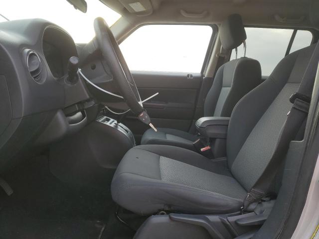 1J4NF2GB8AD507014 - 2010 JEEP PATRIOT SPORT 银色 照片 7