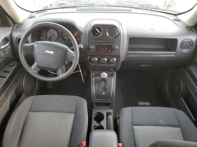 1J4NF2GB8AD507014 - 2010 JEEP PATRIOT SPORT 银色 照片 8