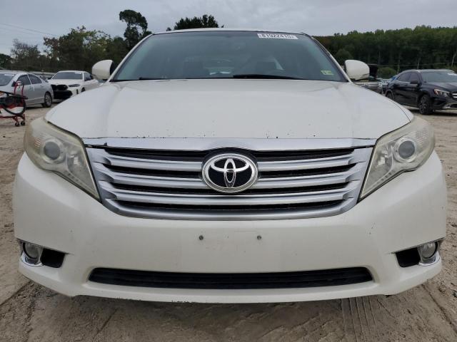 4T1BK3DB2BU422066 - 2011 TOYOTA AVALON BASE Beyaz fotoğraf 5