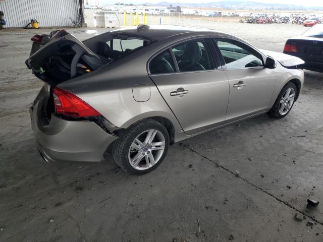 YV1612FSXE2279409 - 2014 VOLVO S60 T5 SILVER photo 3