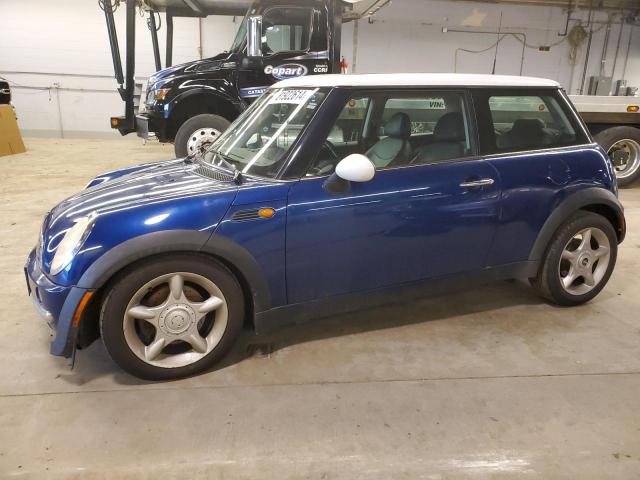 2004 MINI COOPER, 