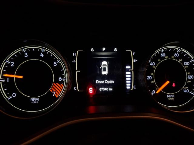 1C4PJMCB8EW259985 - 2014 JEEP CHEROKEE LATITUDE GREEN photo 9