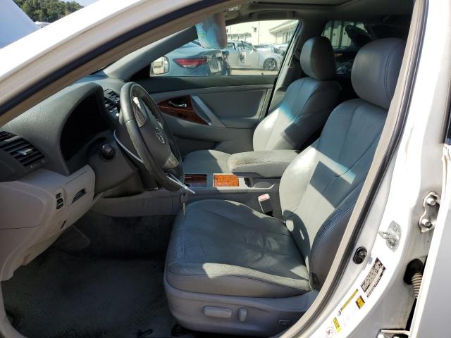 4T1BK3EK9AU604585 - 2010 TOYOTA CAMRY SE WHITE photo 7