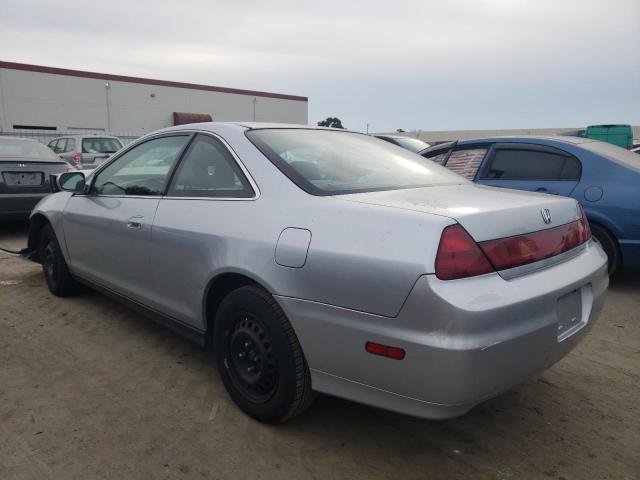 1HGCG32991A007869 - 2001 HONDA ACCORD LX SILVER photo 2