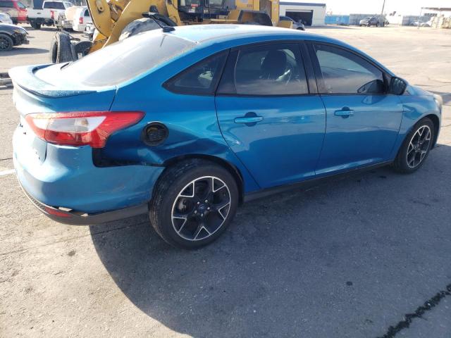 1FAHP3F27CL381153 - 2012 FORD FOCUS SE BLUE photo 3