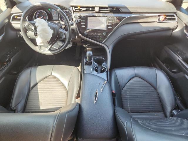 4T1B11HK1JU523339 - 2018 TOYOTA CAMRY L GRAY photo 8