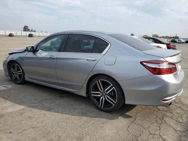 1HGCR2F61HA026964 - 2017 HONDA ACCORD SPORT Srebrny zdjęcie 2