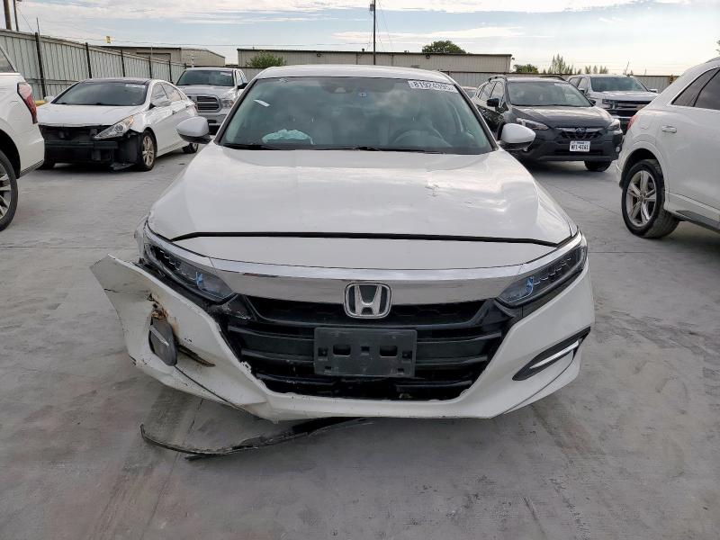 1HGCV3F11KA003519 - 2019 HONDA ACCORD HYBRID WHITE photo 5