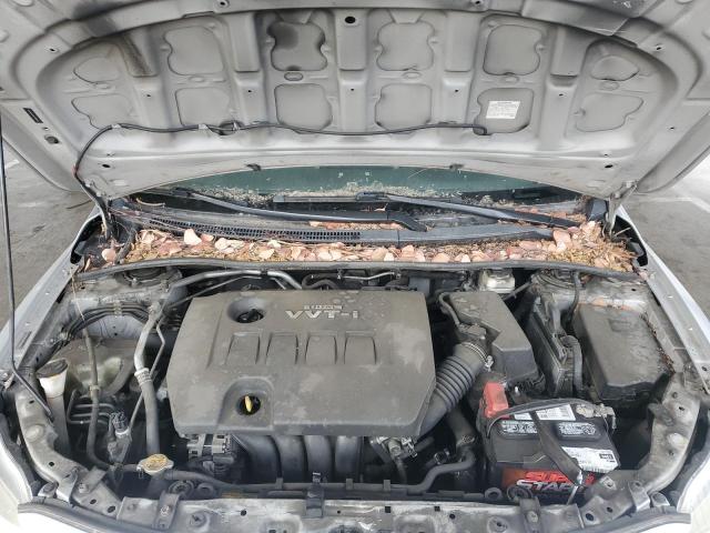 1NXBU4EE8AZ335621 - 2010 TOYOTA COROLLA BASE Gümüş fotoğraf 11