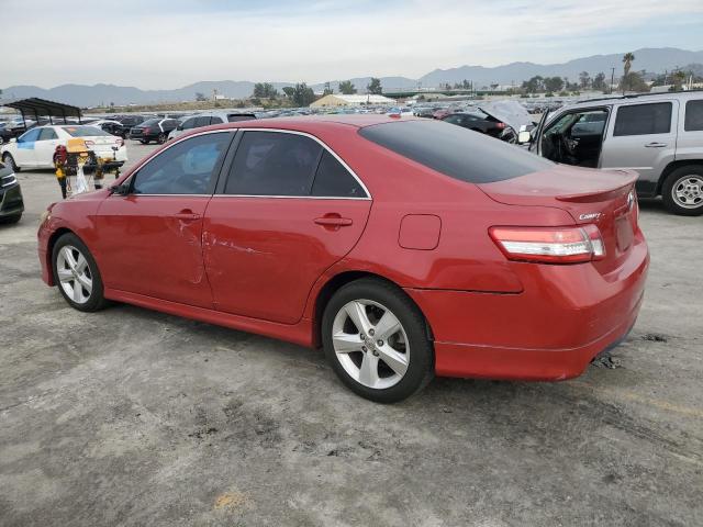 4T1BF3EKXAU070890 - 2010 TOYOTA CAMRY BASE RED photo 2