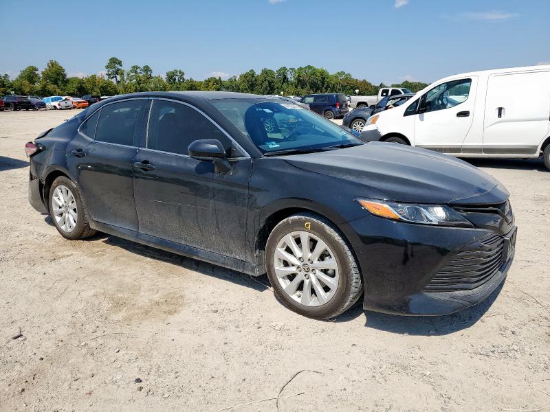 4T1C11AK6LU979175 - 2020 TOYOTA CAMRY LE BLACK photo 4