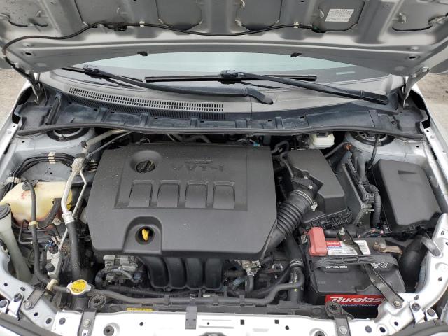 2T1BU4EE3BC659319 - 2011 TOYOTA COROLLA BASE فضي صورة 11