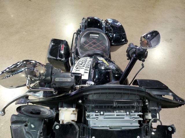 1HD1KHC13LB670697 - 2020 HARLEY-DAVIDSON FLTRX 黑色 照片 5