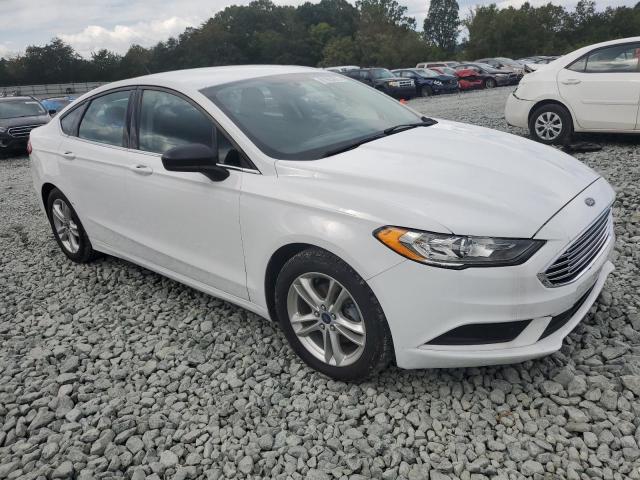 3FA6P0H75JR125557 - 2018 FORD FUSION SE თეთრი ფოტო 4