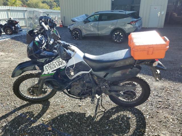 JKAKLEE1XEDA76109 - 2014 KAWASAKI KL650 E Zweifarbig Foto 3