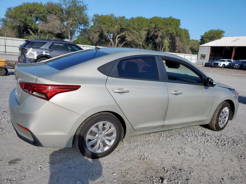 3KPC24A63LE113616 - 2020 HYUNDAI ACCENT SE ვერცხლისფერი ფოტო 3