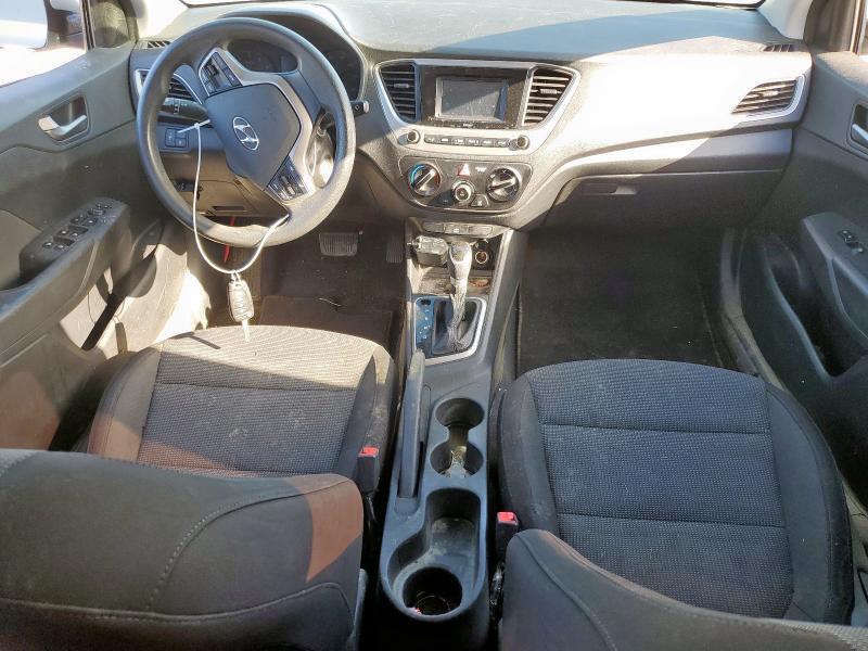 3KPC24A63LE113616 - 2020 HYUNDAI ACCENT SE ვერცხლისფერი ფოტო 8