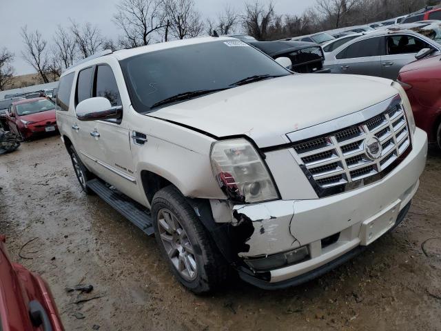 1GYUKJEF4AR100785 - 2010 CADILLAC ESCALADE ESV PREMIUM WHITE photo 4