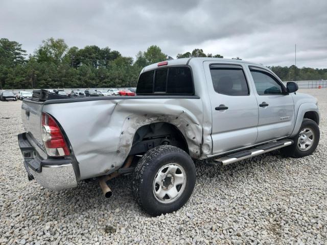5TFJU4GN0CX013165 - 2012 TOYOTA TACOMA DOUBLE CAB PRERUNNER SILVER photo 3
