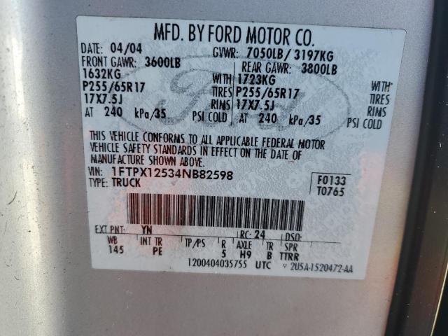 1FTPX12534NB82598 - 2004 FORD F150 SILVER photo 12