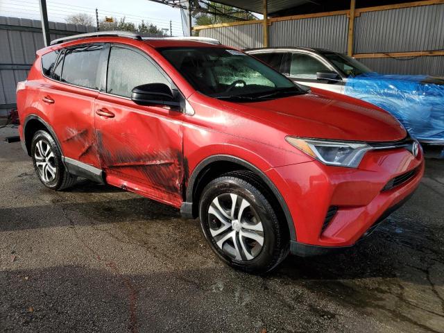 JTMZFREV9GJ083138 - 2016 TOYOTA RAV4 LE RED photo 4