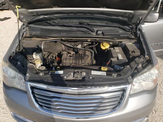 2C4RC1BGXFR595646 - 2015 CHRYSLER TOWN & COU TOURING SILVER photo 12