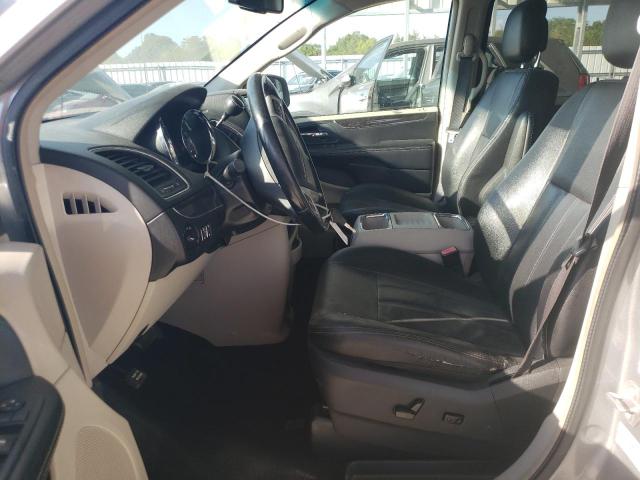 2C4RC1BGXFR595646 - 2015 CHRYSLER TOWN & COU TOURING SILVER photo 7