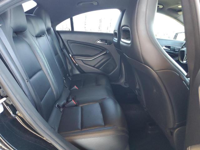 WDDSJ4EB6EN042468 - 2014 MERCEDES-BENZ CLA 250 Чорний фото 10