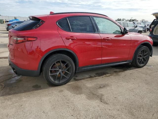 ZASPAJAN0K7C70455 - 2019 ALFA ROMEO STELVIO RED photo 3