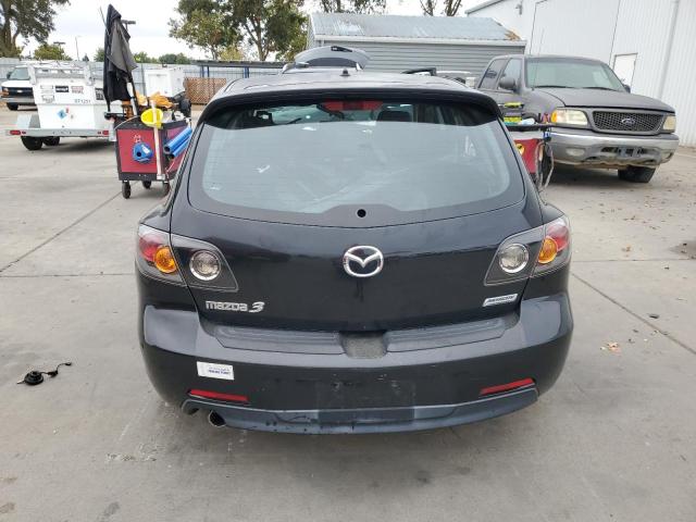 JM1BK343541211042 - 2004 MAZDA 3 HATCHBACK BLACK photo 6