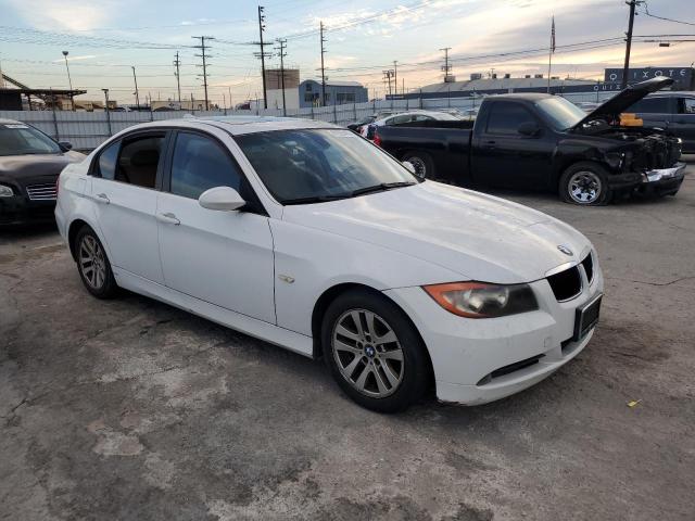 WBAVC535X7FZ79905 - 2007 BMW 328 I SULEV WHITE photo 4