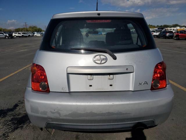 JTKKT624550089650 - 2005 TOYOTA SCION XA SILVER photo 6