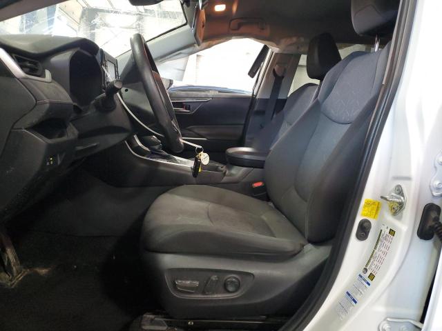 2T3P1RFV8MW236500 - 2021 TOYOTA RAV4 XLE თეთრი ფოტო 7