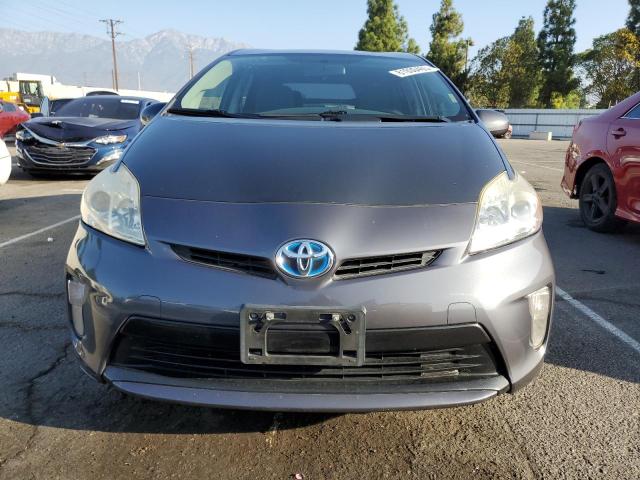 JTDKN3DU3F0459668 - 2015 TOYOTA PRIUS GRAY photo 5
