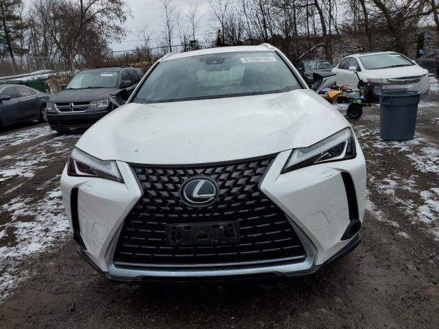 JTHY3JBH3K2007453 - 2019 LEXUS UX 200 WHITE photo 5