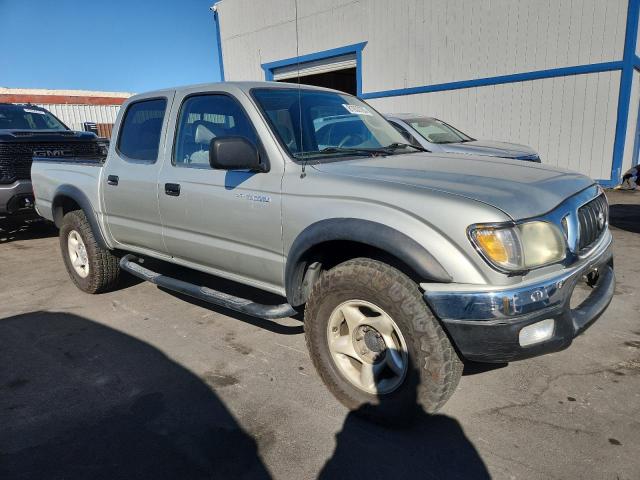 5TEHN72N82Z034793 - 2002 TOYOTA TACOMA DOUBLE CAB SILVER photo 4