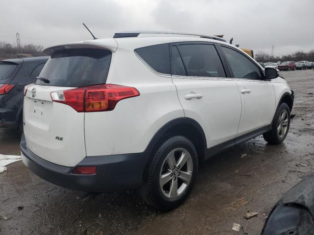 2T3WFREV9FW142952 - 2015 TOYOTA RAV4 XLE WHITE photo 3