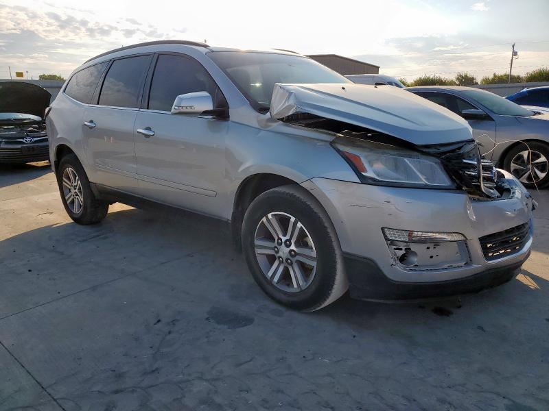 1GNKRGKD9HJ132615 - 2017 CHEVROLET TRAVERSE LT SILVER photo 4