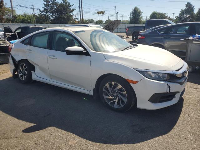 19XFC2F70HE077388 - 2017 HONDA CIVIC EX WHITE photo 4