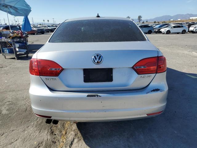 3VWDP7AJ3DM252368 - 2013 VOLKSWAGEN JETTA SE SILVER photo 6