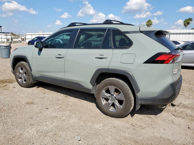 2T3W1RFVXPW261740 - 2023 TOYOTA RAV4 XLE Зелений фото 2