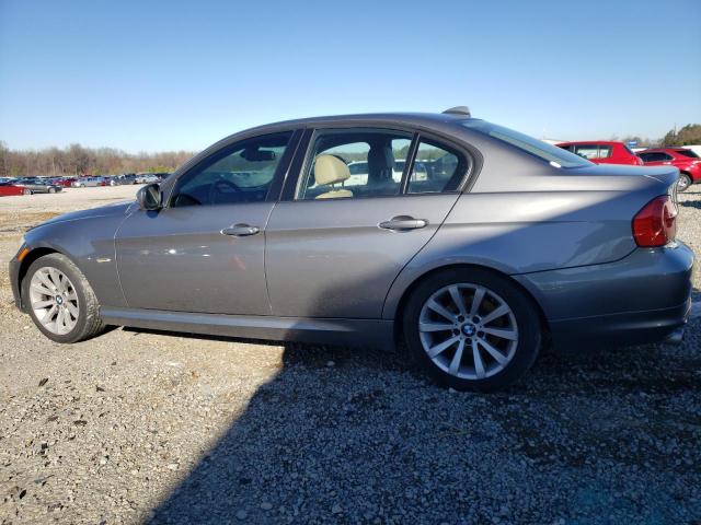 WBAPH7C54BE678809 - 2011 BMW 328 I GRAY photo 2