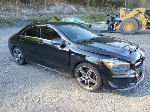 WDDSJ4GB0GN360750 - 2016 MERCEDES-BENZ CLA 250 4MATIC BLACK photo 4