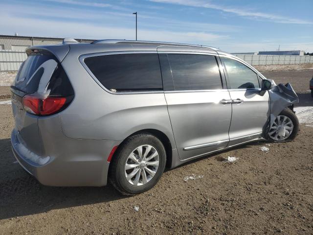 2C4RC1BG3JR186140 - 2018 CHRYSLER PACIFICA TOURING L SILVER photo 3