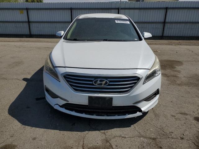 5NPE24AF3FH164512 - 2015 HYUNDAI SONATA SE WHITE photo 5