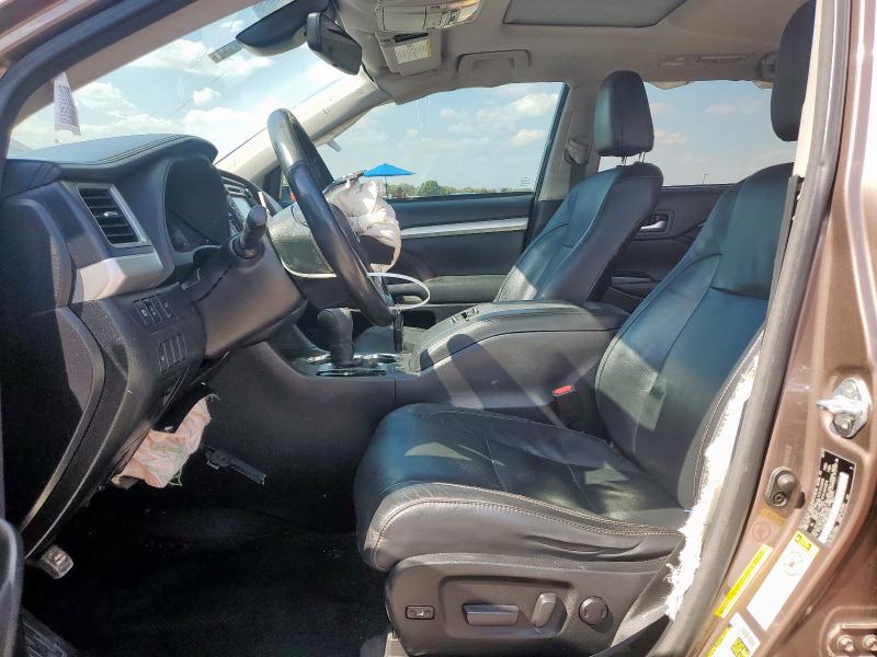 5TDJZRFH9HS404581 - 2017 TOYOTA HIGHLANDER SE 棕色 照片 7