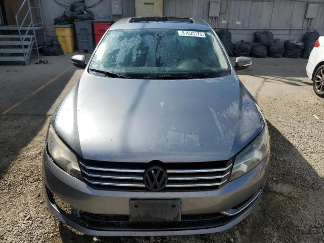 1VWBP7A38DC010394 - 2013 VOLKSWAGEN PASSAT SE 灰色 照片 5