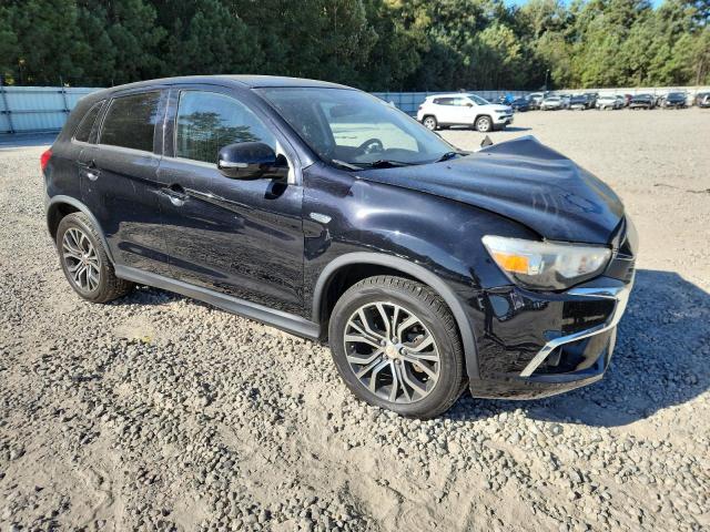 JA4AP3AUXGZ030688 - 2016 MITSUBISHI OUTLANDER ES BLACK photo 4