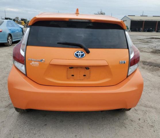 JTDKDTB39G1137836 - 2016 TOYOTA PRIUS C ORANGE photo 6