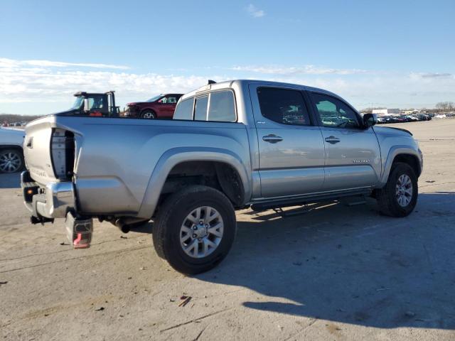 5TFAZ5CN9HX033144 - 2017 TOYOTA TACOMA DOUBLE CAB SILVER photo 3